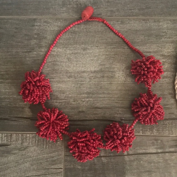 Statement necklaces - Picture 2 of 4